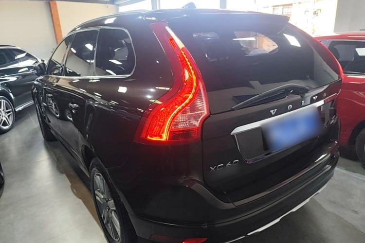 Used Volvo XC60 2017 T5 AWD Smart Upgrade Edition Rear Left 45 Deg