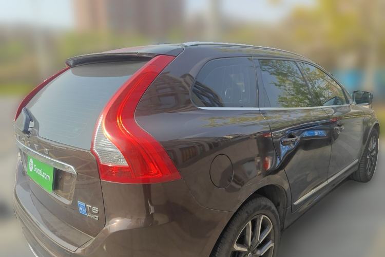 Used Volvo XC60 2017 T5 AWD Smart Drive Edition Rear Right 45 Deg
