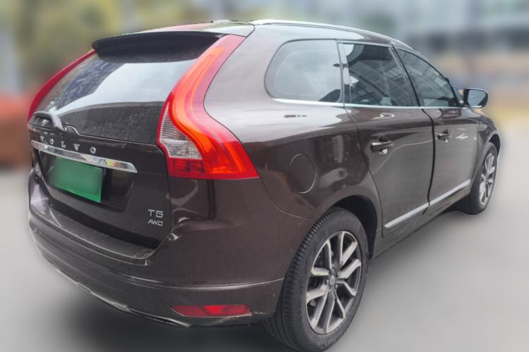 Used Volvo XC60 2017 T5 AWD Smart Upgrade Edition Rear Right 45 Deg