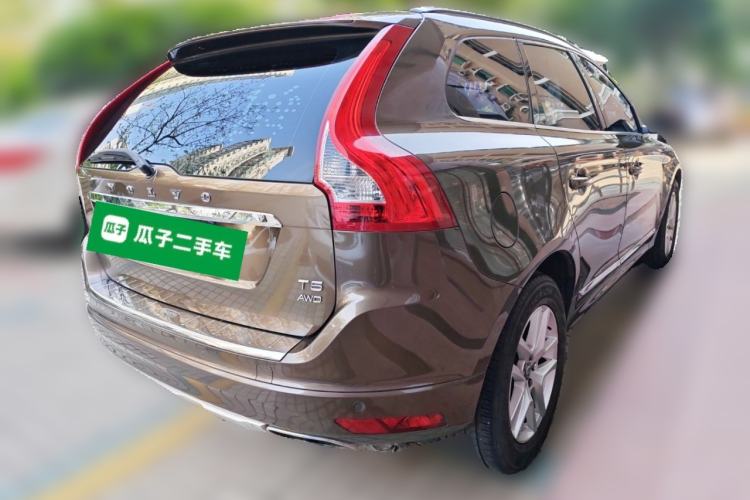 Used Volvo XC60 2017 T5 AWD Smart Upgrade Model Rear Right 45 Deg