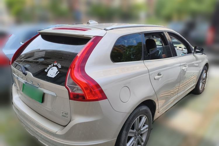 Used Volvo XC60 2017 T5 AWD Smart Upgrade Edition Rear Right 45 Deg