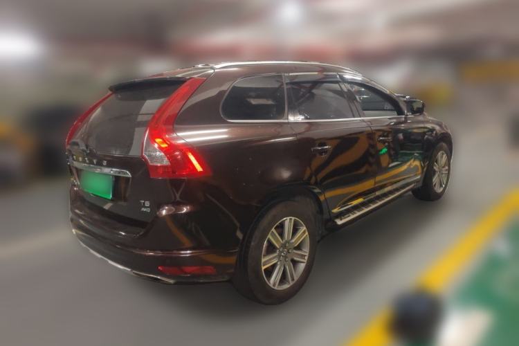 Used Volvo XC60 2017 T5 AWD Smart Range Edition Rear Right 45 Deg