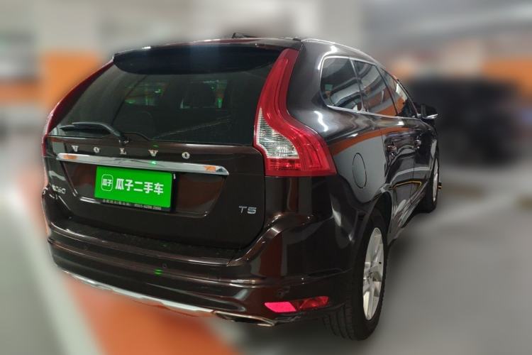 Used Volvo XC60 2017 T5 Smart Upgrade Edition Rear Right 45 Deg