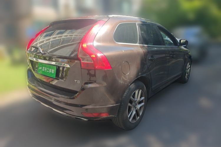 Used Volvo XC60 2017 T5 Smart Upgrade Edition Rear Right 45 Deg