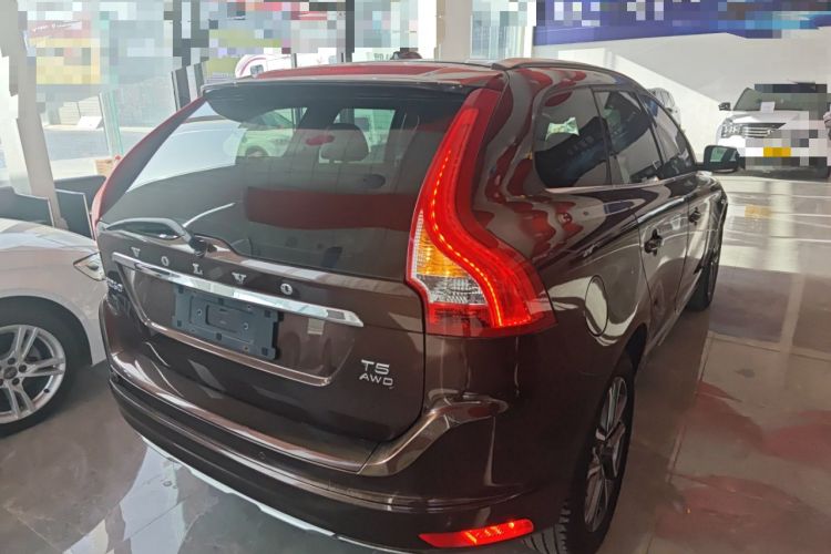 Used Volvo XC60 2017 T5 AWD Smart Upgrade Edition Rear Right 45 Deg