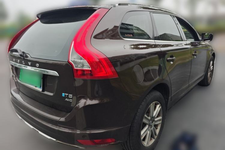 Used Volvo XC60 2017 T5 AWD Smart Upgrade Edition Rear Right 45 Deg