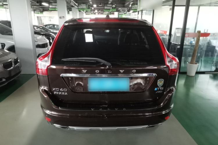 Used Volvo XC60 2017 T5 AWD Smart Upgrade Edition Rear