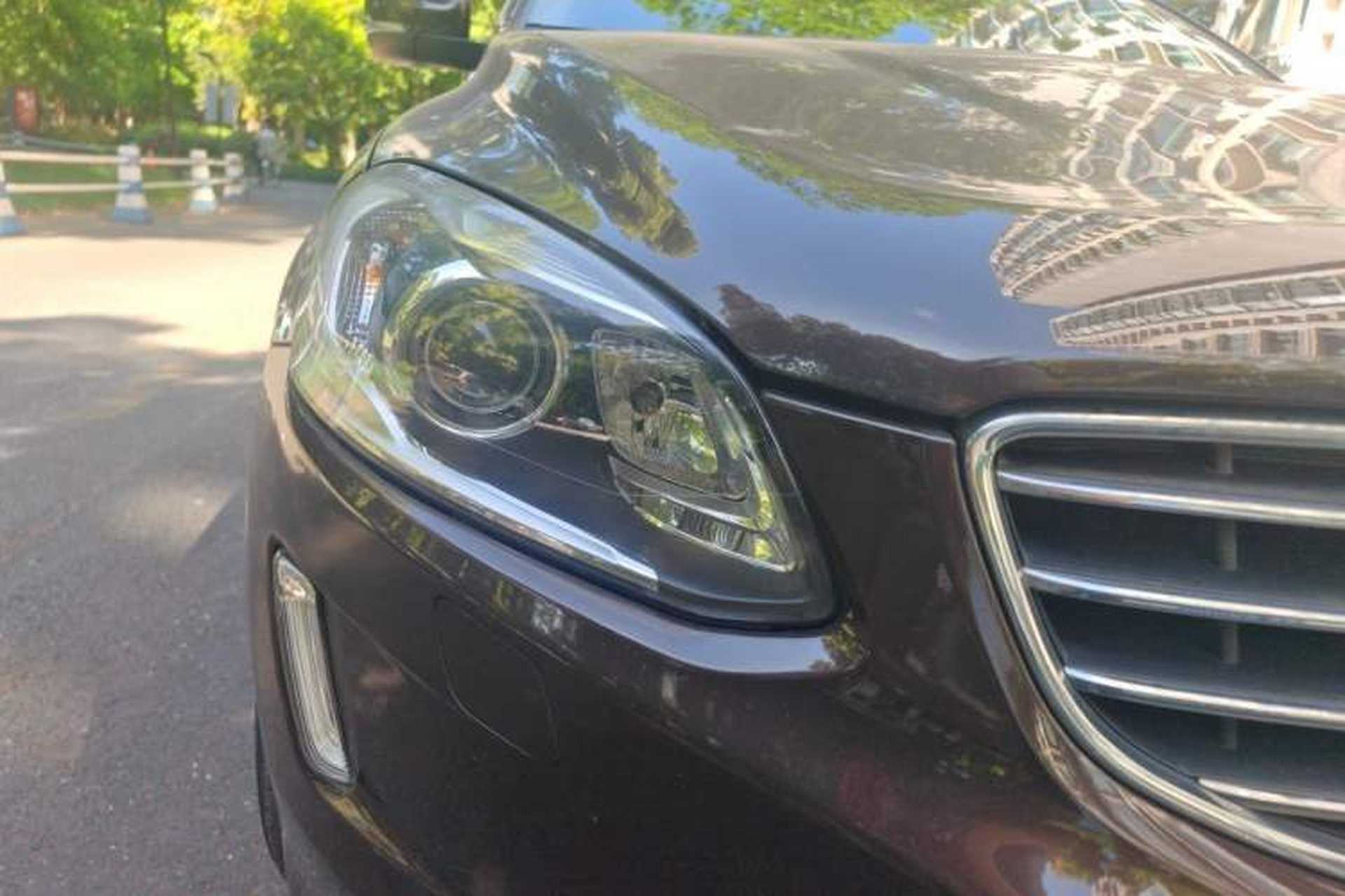 Used Volvo XC60 2017 T5 Smart Upgrade Edition Right Front Headlight