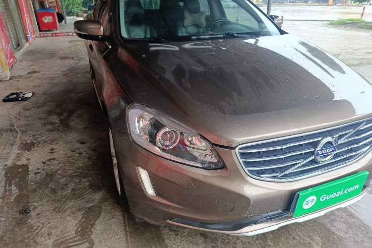 Used Volvo XC60 2017 T5 Smart Upgrade Edition Right Front Headlight