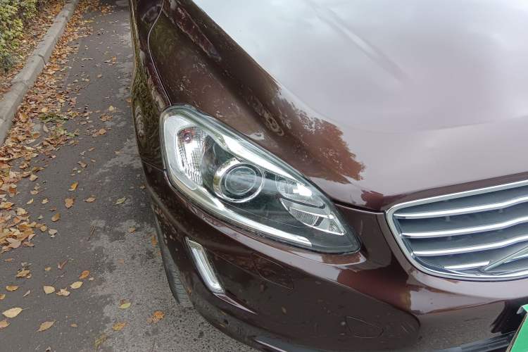 Used Volvo XC60 2017 T5 Smart Upgrade Edition Right Front Headlight