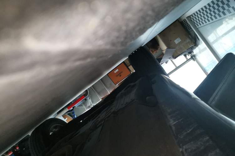 Used Volvo XC60 2017 T5 Smart Upgrade Edition Right Side Sill