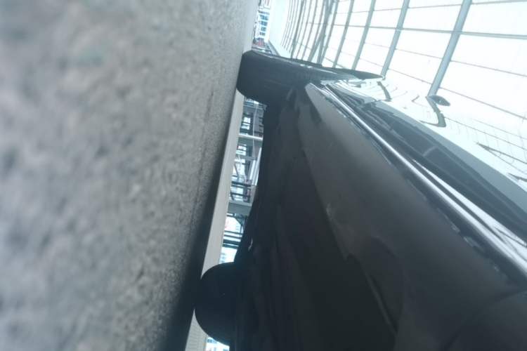Used Volvo XC60 2017 T5 AWD Smart Upgrade Edition Right Side Sill
