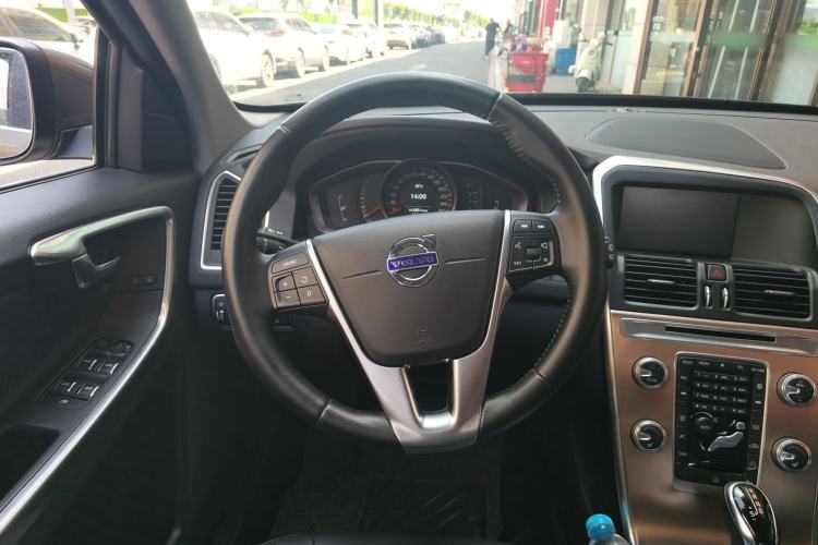 Used Volvo XC60 2017 T5 AWD Smart Upgrade Edition Steering Wheel