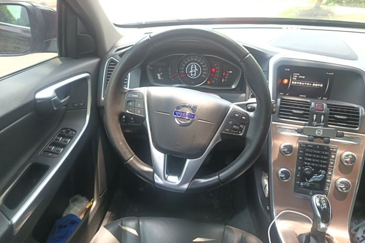 Used Volvo XC60 2017 T5 AWD Smart Upgrade Edition Steering Wheel