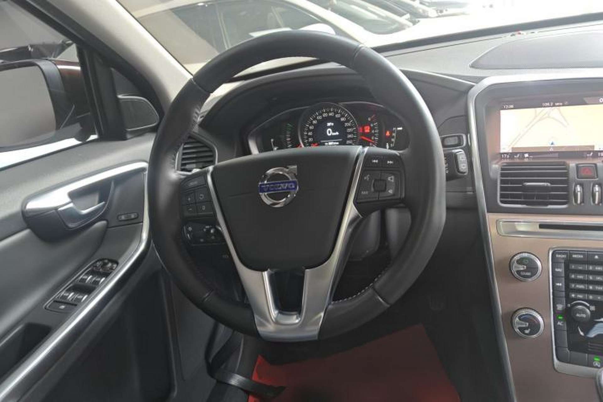 Used Volvo XC60 2017 T5 AWD Smart Upgrade Edition Steering Wheel
