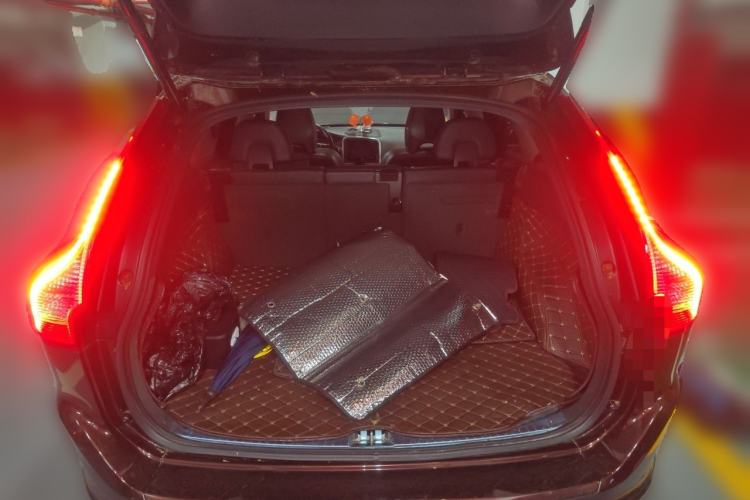 Used Volvo XC60 2017 T5 AWD Smart Range Edition Trunk