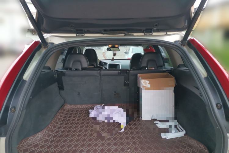 Used Volvo XC60 2017 T5 AWD Smart Upgrade Model Trunk
