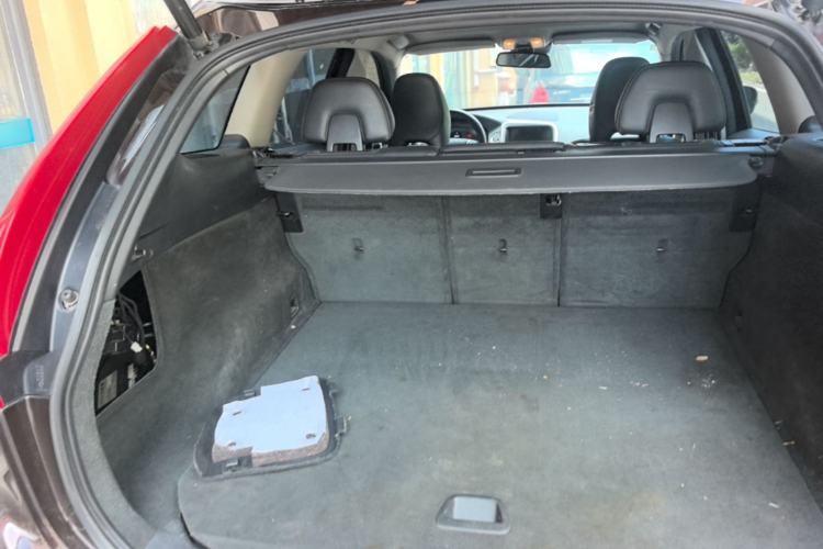 Used Volvo XC60 2017 T5 AWD Smart Upgrade Edition Trunk