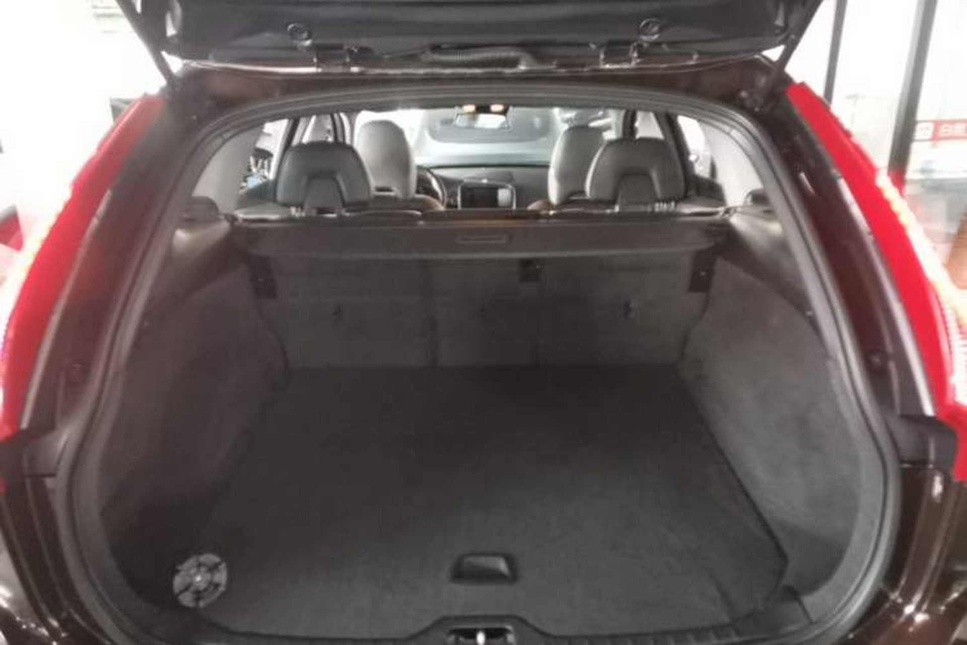 Used Volvo XC60 2017 T5 AWD Smart Upgrade Edition Trunk