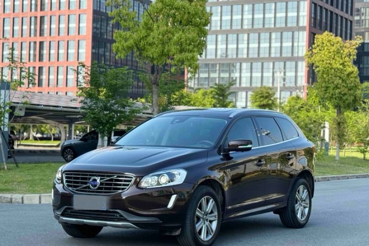 Used Volvo XC60 2017 T5 AWD Smart Upgrade Edition Guazi used car, China used car export, Used car for sale, Used Volvo cars, Cheapest cars for sale
