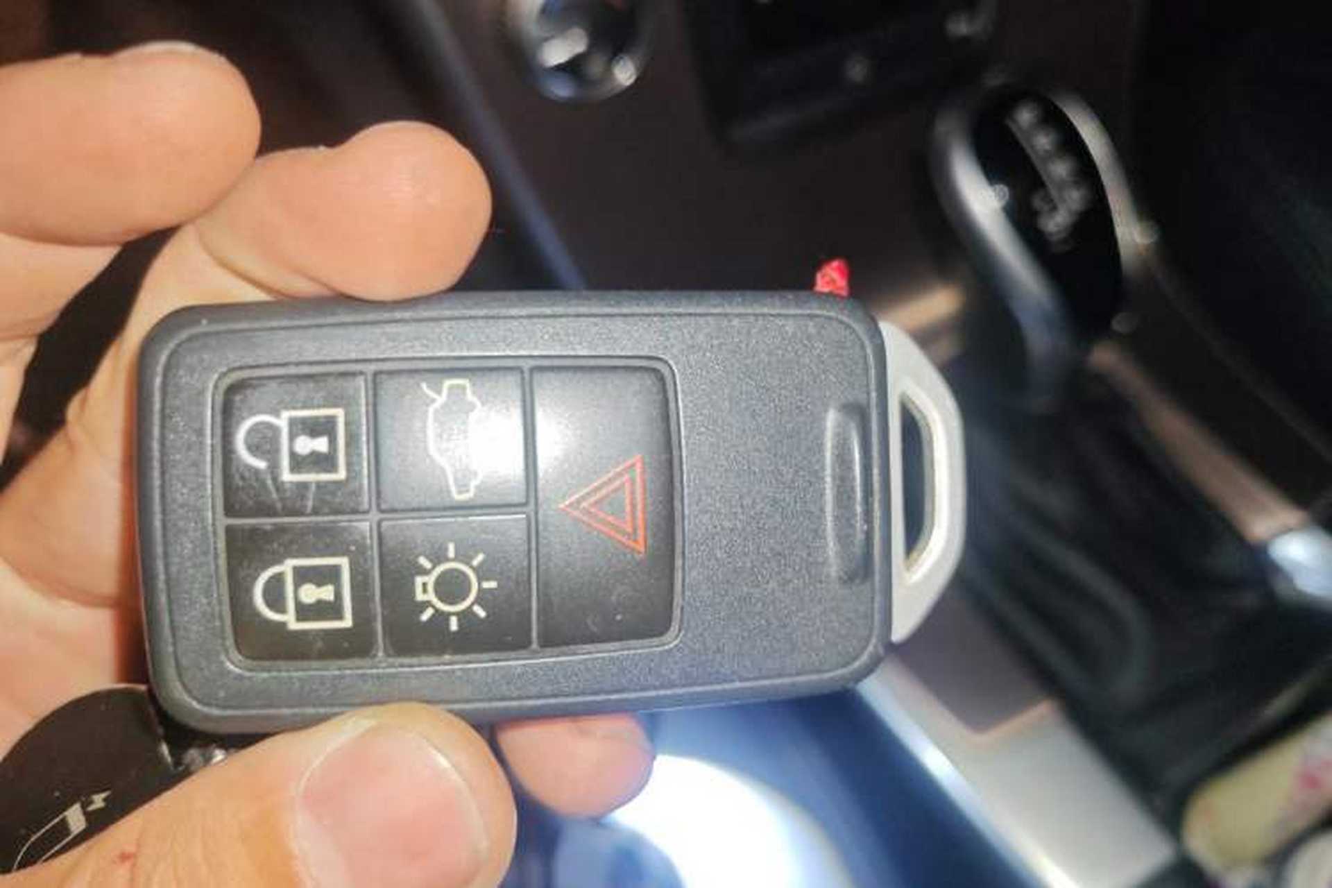 Used Volvo XC60 2017 T5 Smart Upgrade Edition Vehicle Key