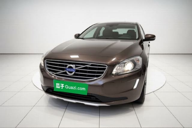 Used Volvo XC60 2017 T5 AWD Smart Upgrade Model