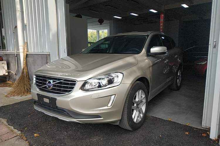 Used Volvo XC60 2017 T5 Smart Upgrade Edition Guazi used car, China used car export, Used car for sale, Used  cars, Cheapest cars for sale