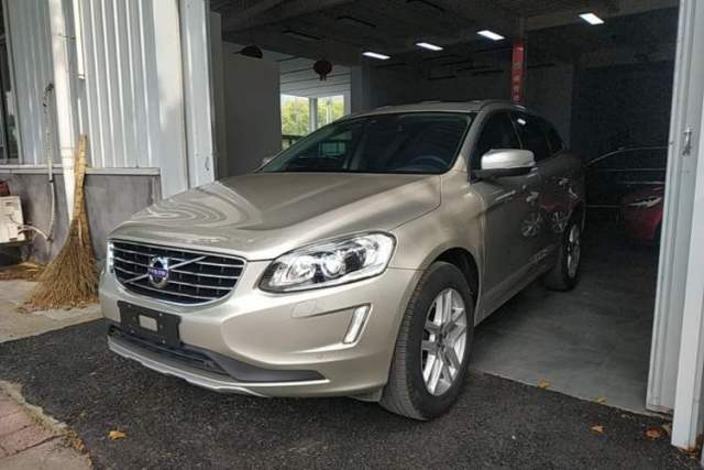 Used Volvo XC60 2017 T5 Smart Upgrade Edition