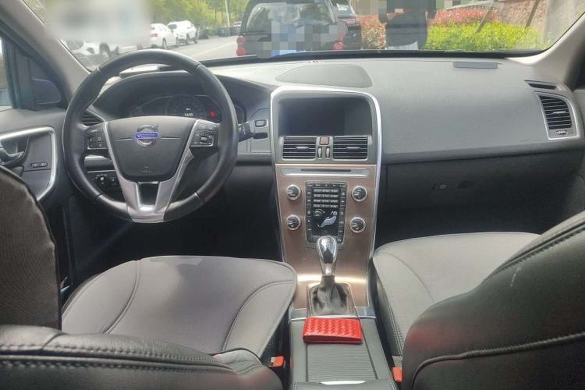 Used Volvo XC60 2017 T5 Smart Upgrade Edition Center Console