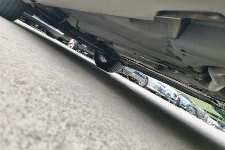 Used Volvo XC60 2017 T5 Smart Upgrade Edition Chassis Rear Left