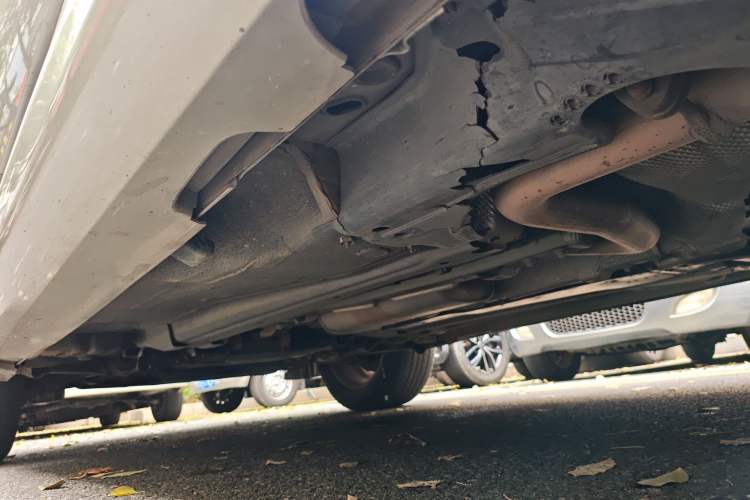 Used Volvo XC60 2017 T5 Smart Upgrade Edition Chassis Rear Left