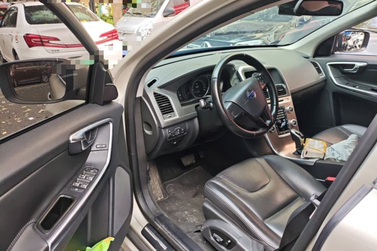 Used Volvo XC60 2017 T5 Smart Upgrade Edition Driver Seat