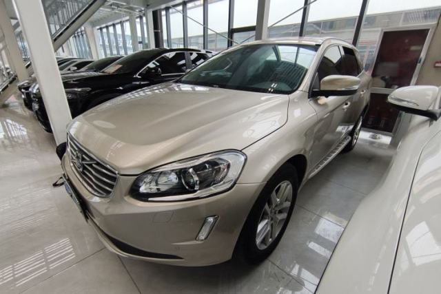 Used Volvo XC60 2017 T5 AWD Smart Upgrade Model