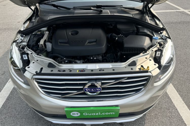 Used Volvo XC60 2017 T5 Smart Upgrade Edition Engine Bay