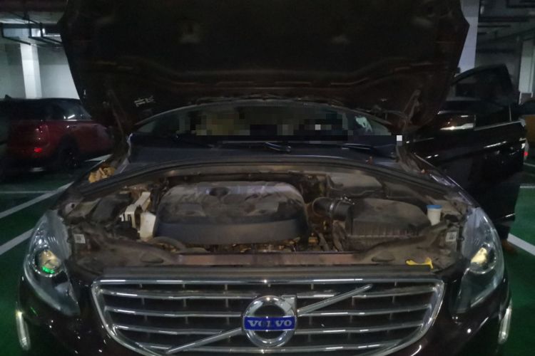 Used Volvo XC60 2017 T5 Smart Upgrade Edition Engine Bay