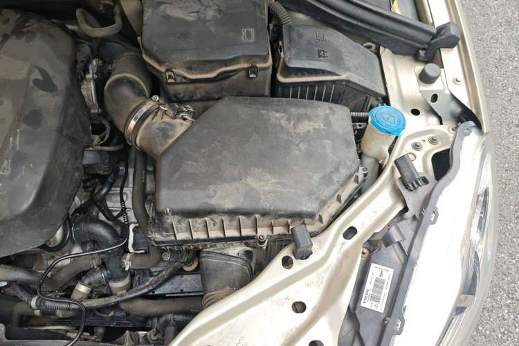 Used Volvo XC60 2017 T5 Smart Upgrade Edition Engine Bay Left
