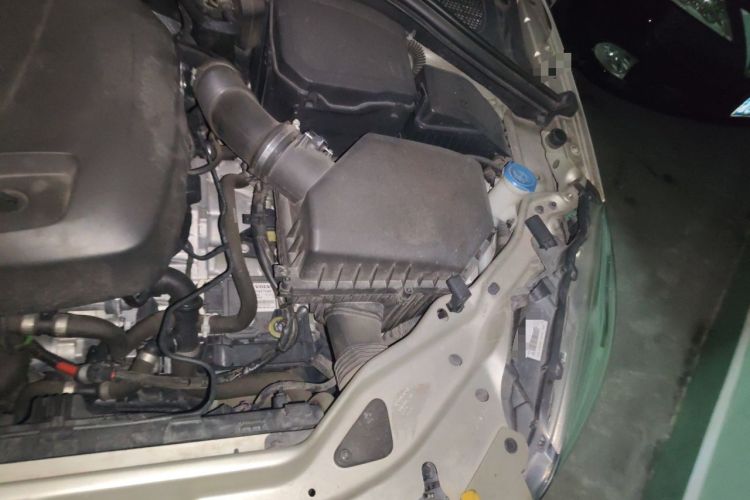Used Volvo XC60 2017 T5 Smart Upgrade Edition Engine Bay Left