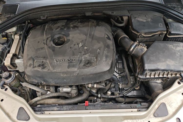 Used Volvo XC60 2017 T5 Smart Upgrade Edition Engine Bay