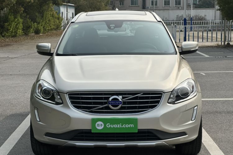 Used Volvo XC60 2017 T5 Smart Upgrade Edition Exterior 8