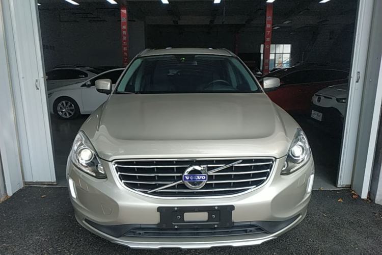 Used Volvo XC60 2017 T5 Smart Upgrade Edition Front