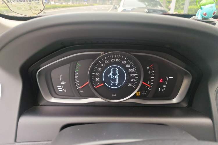 Used Volvo XC60 2017 T5 Smart Upgrade Edition Instrument Cluster