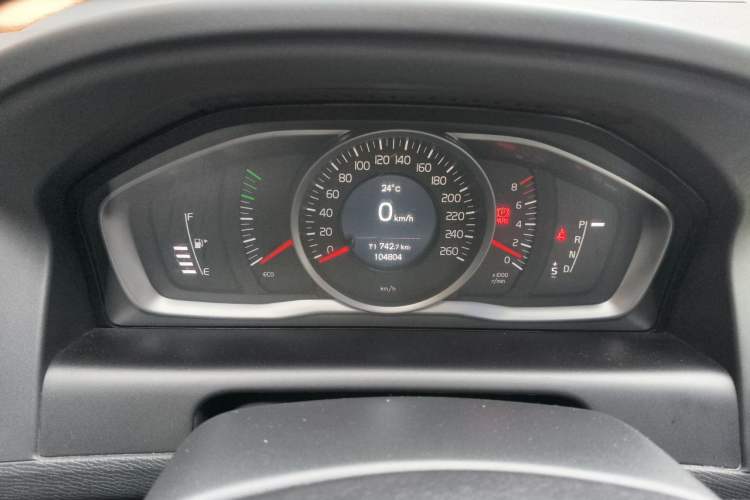 Used Volvo XC60 2017 T5 Smart Upgrade Edition Instrument Cluster