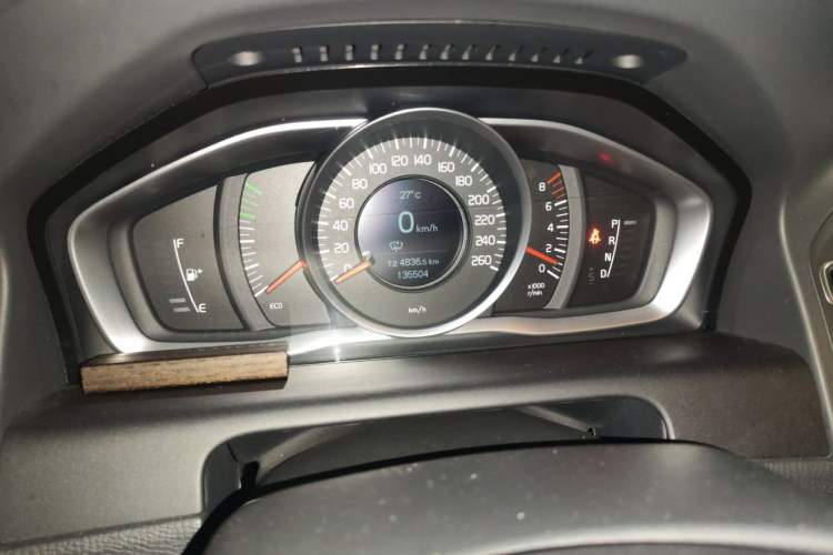Used Volvo XC60 2017 T5 Smart Upgrade Edition Instrument Cluster