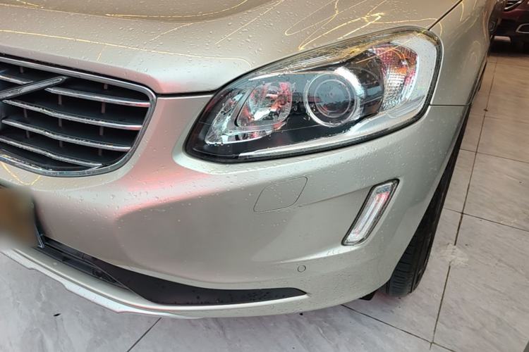 Used Volvo XC60 2017 T5 Smart Upgrade Edition Left Front Headlight