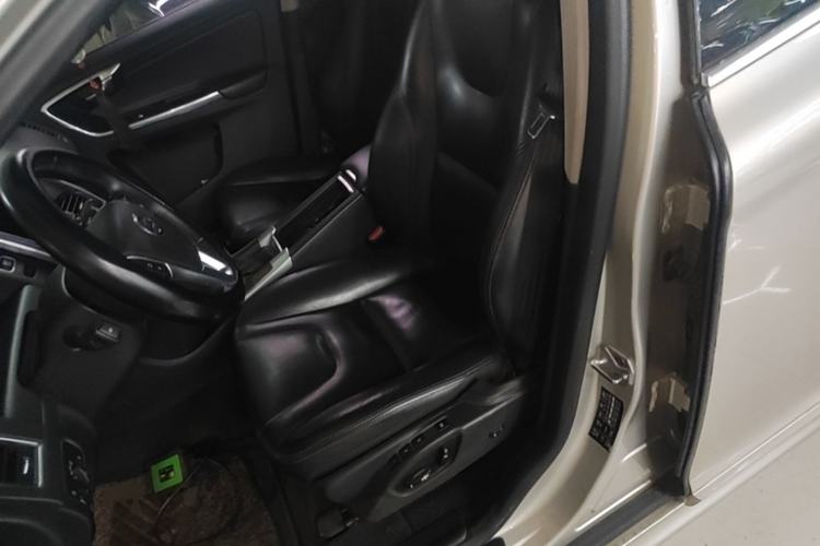 Used Volvo XC60 2017 T5 AWD Smart Upgrade Model Left Front Seat