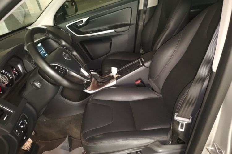 Used Volvo XC60 2017 T5 Smart Upgrade Edition Left Front Seat