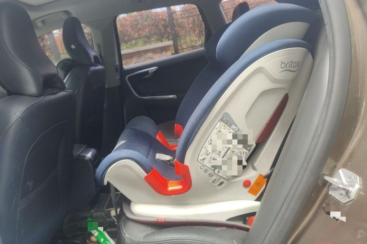 Used Volvo XC60 2017 T5 Smart Upgrade Edition Left Rear Seat
