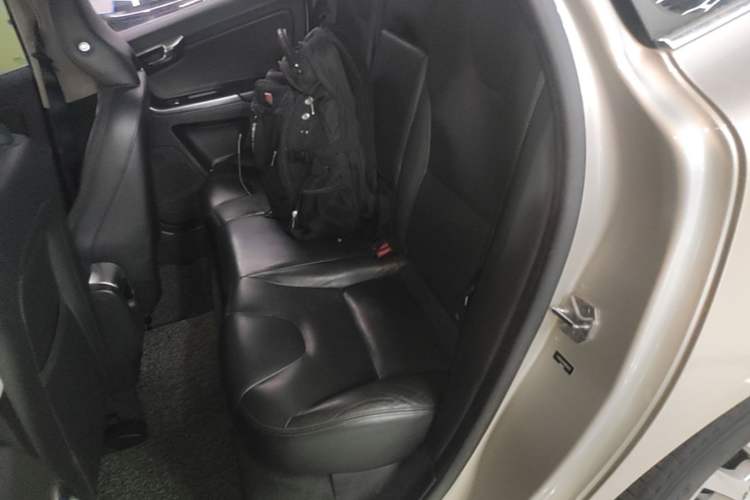 Used Volvo XC60 2017 T5 AWD Smart Upgrade Model Left Rear Seat