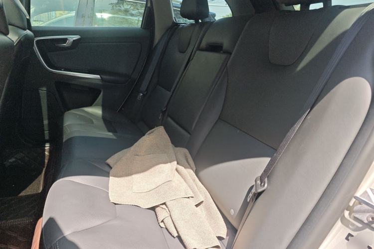 Used Volvo XC60 2017 T5 Smart Upgrade Edition Left Rear Seat