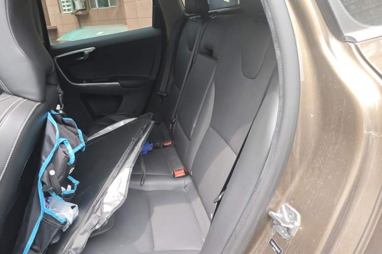 Used Volvo XC60 2017 T5 AWD Smart Range Edition Left Rear Seat